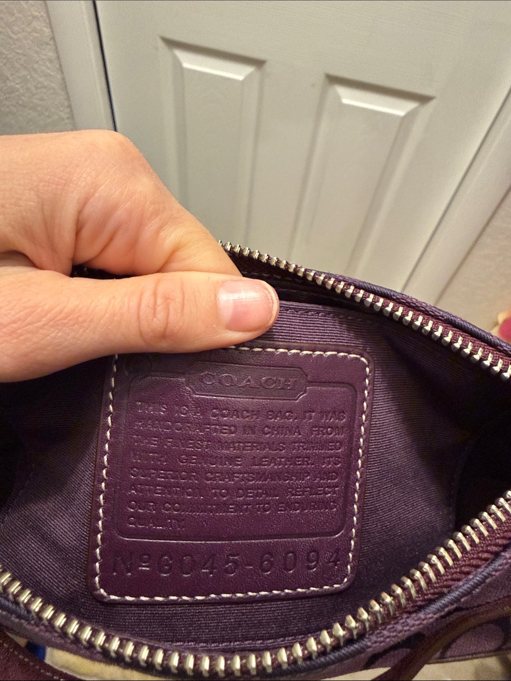 Y2K Coach 6094 mini Demi Hampton bag in a purple signature jacquard - Picture 4 of 5
